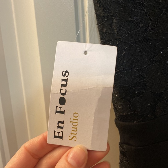 Black lace full length formal dress - Picture 5 of 6